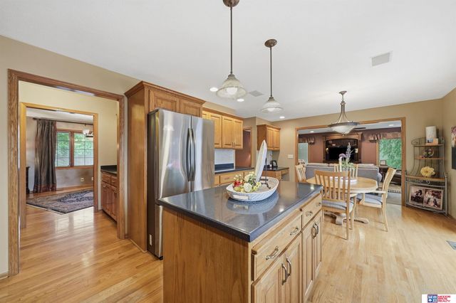 1930 Davenport Drive, Lincoln, NE 68512