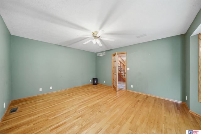 1930 Davenport Drive, Lincoln, NE 68512