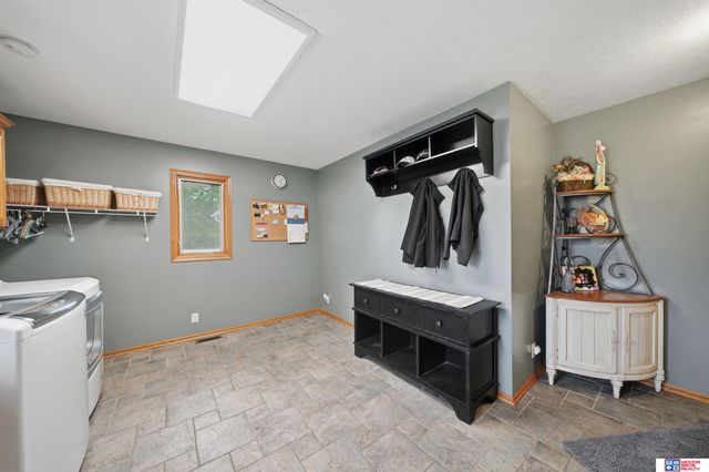 1930 Davenport Drive, Lincoln, NE 68512