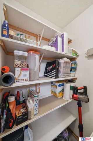 1930 Davenport Drive, Lincoln, NE 68512