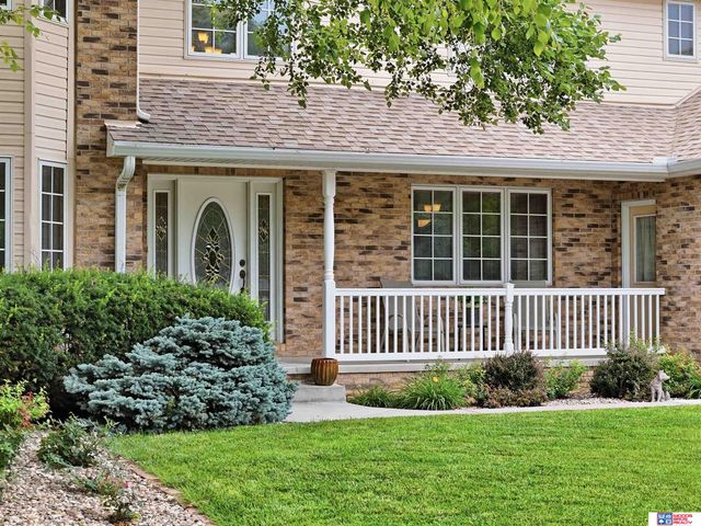 1930 Davenport Drive, Lincoln, NE 68512