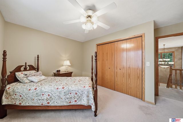 1930 Davenport Drive, Lincoln, NE 68512