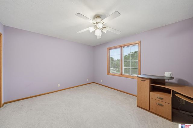 1930 Davenport Drive, Lincoln, NE 68512