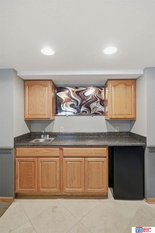1930 Davenport Drive, Lincoln, NE 68512
