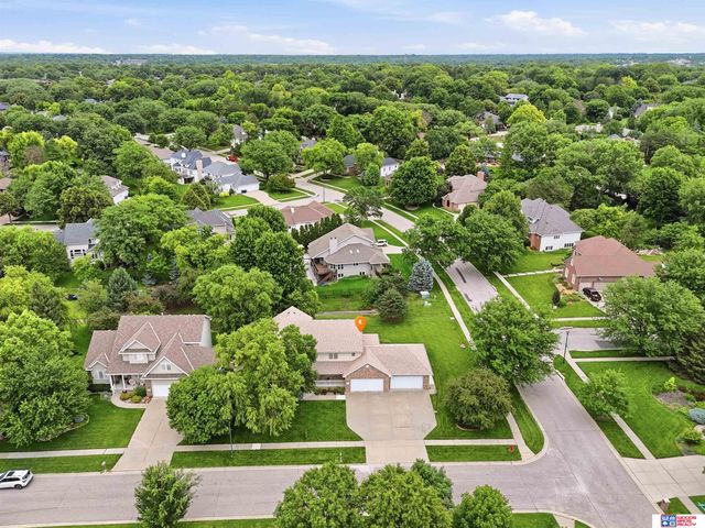 1930 Davenport Drive, Lincoln, NE 68512