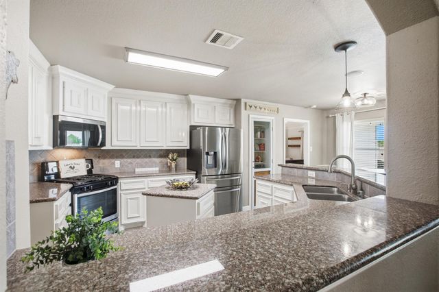 11310 Aaron Way, Needville, TX 77461