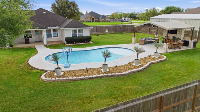 11310 Aaron Way, Needville, TX 77461