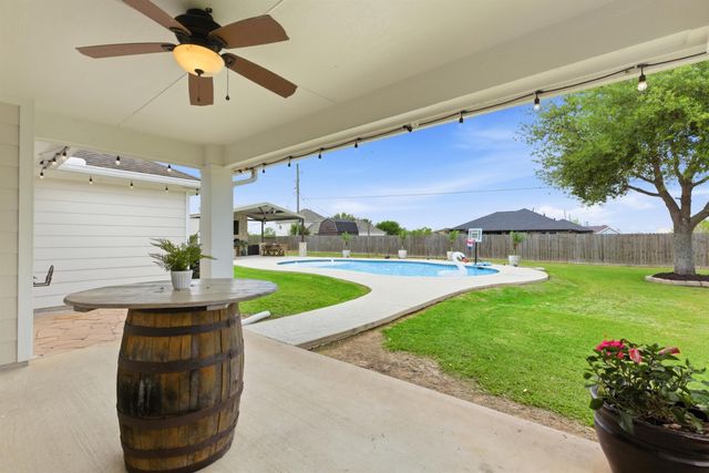 11310 Aaron Way, Needville, TX 77461