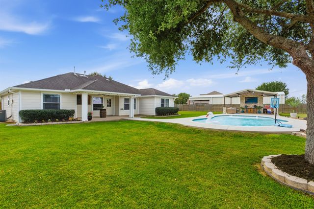 11310 Aaron Way, Needville, TX 77461