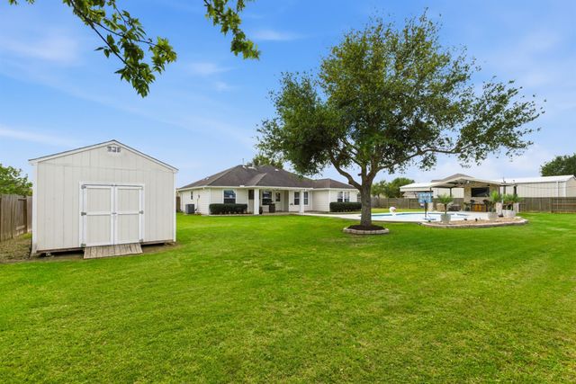 11310 Aaron Way, Needville, TX 77461