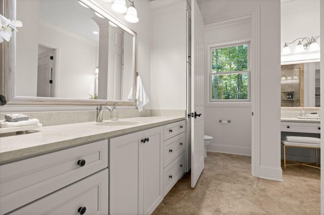 692 Clear Brooks Drive, Signal Mountain, TN 37377
