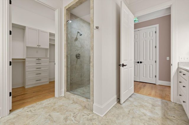 692 Clear Brooks Drive, Signal Mountain, TN 37377