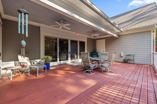 692 Clear Brooks Drive, Signal Mountain, TN 37377
