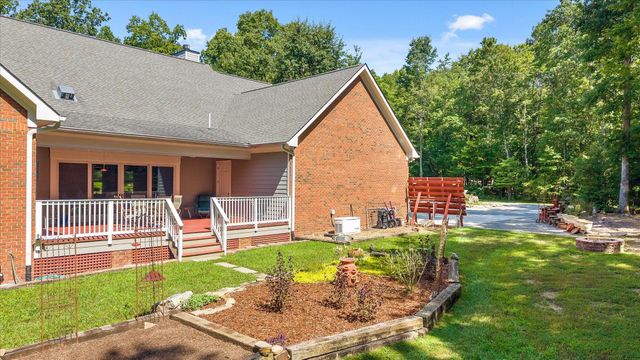 692 Clear Brooks Drive, Signal Mountain, TN 37377
