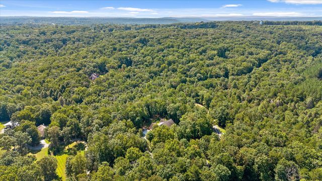 692 Clear Brooks Drive, Signal Mountain, TN 37377