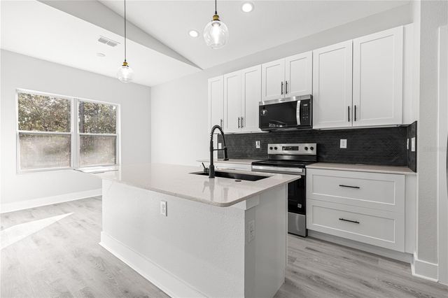 8311 SW 136TH TERRACE, Dunnellon, FL 34432