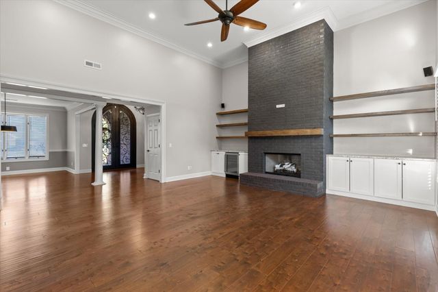 7729 Diamondhead Drive, Ooltewah, TN 37363