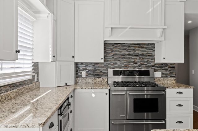 7729 Diamondhead Drive, Ooltewah, TN 37363