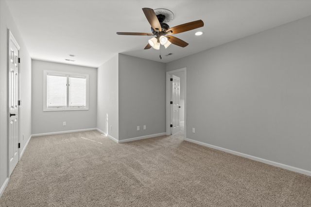 7729 Diamondhead Drive, Ooltewah, TN 37363