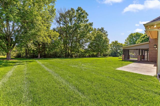 7729 Diamondhead Drive, Ooltewah, TN 37363
