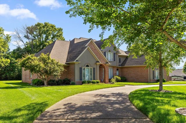 7729 Diamondhead Drive, Ooltewah, TN 37363
