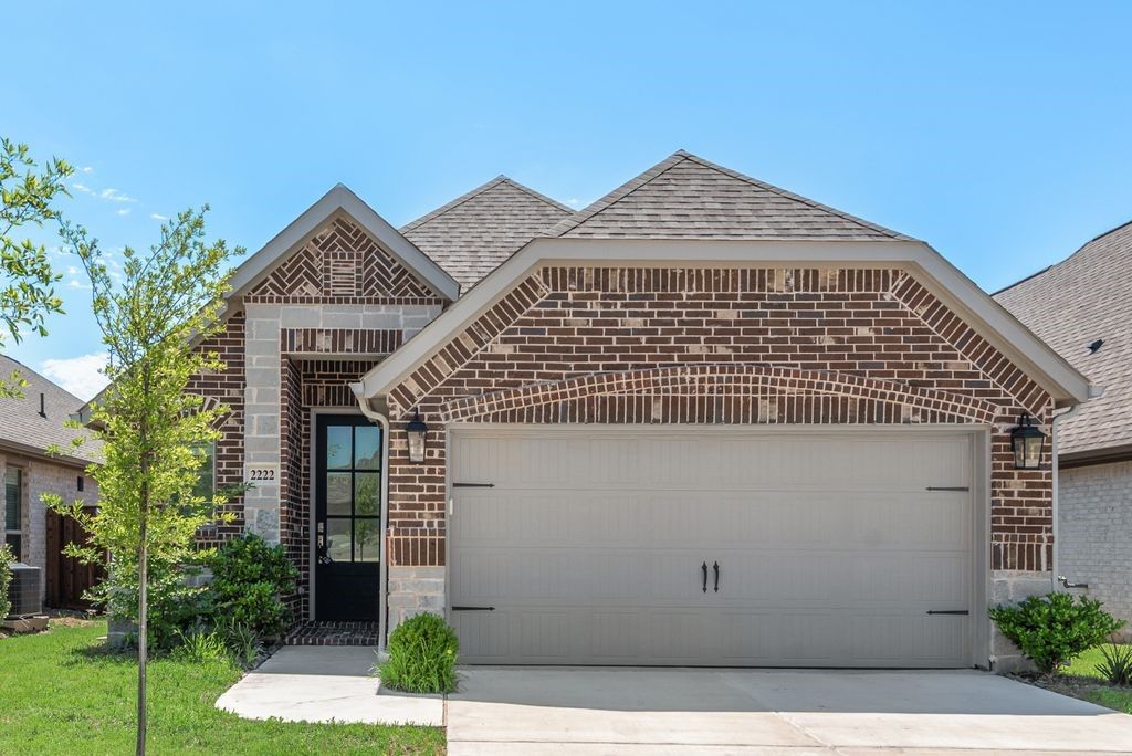 2222 Rothbury Drive, Forney, TX 75126