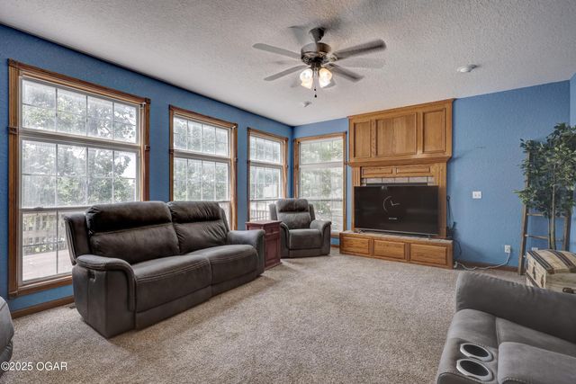 1842 Mountain Ash Drive, Joplin, MO 64801
