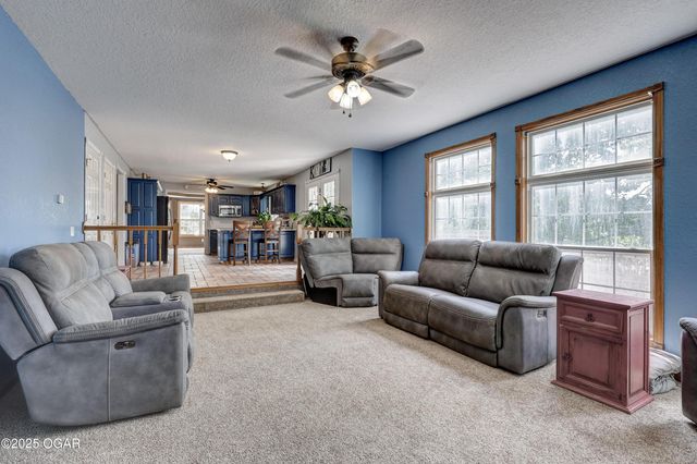 1842 Mountain Ash Drive, Joplin, MO 64801