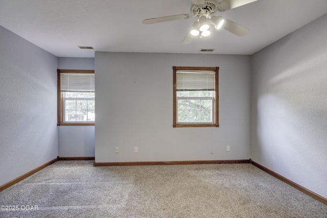 1842 Mountain Ash Drive, Joplin, MO 64801