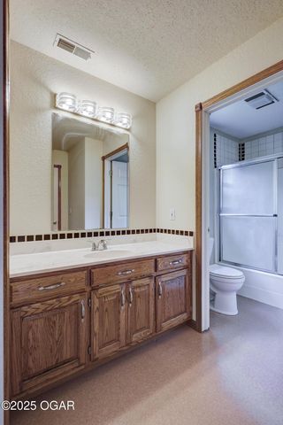 1842 Mountain Ash Drive, Joplin, MO 64801