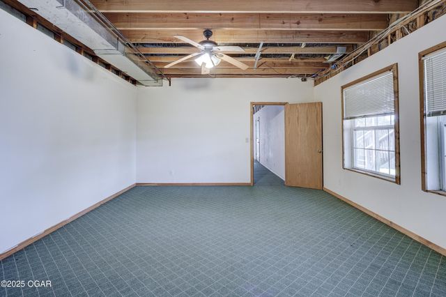 1842 Mountain Ash Drive, Joplin, MO 64801