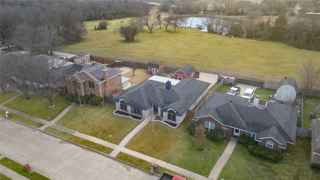 2524 Boardwalk Drive, Mesquite, TX 75181