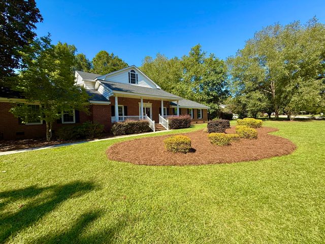 1305 Salem Road, Hartsville, SC 29550
