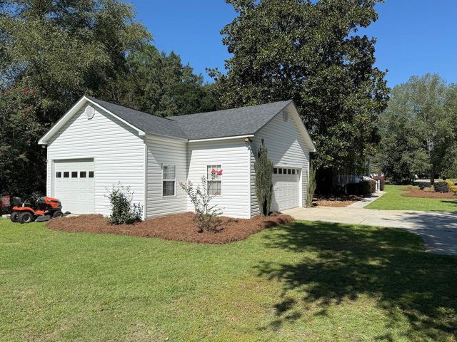 1305 Salem Road, Hartsville, SC 29550