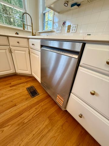 1305 Salem Road, Hartsville, SC 29550