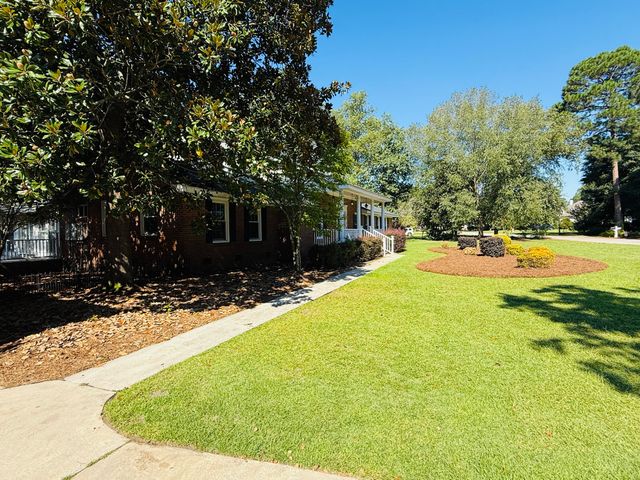 1305 Salem Road, Hartsville, SC 29550