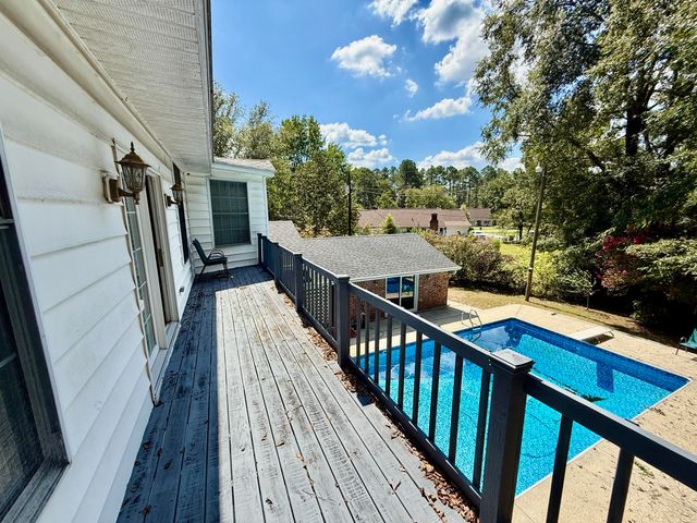 1305 Salem Road, Hartsville, SC 29550