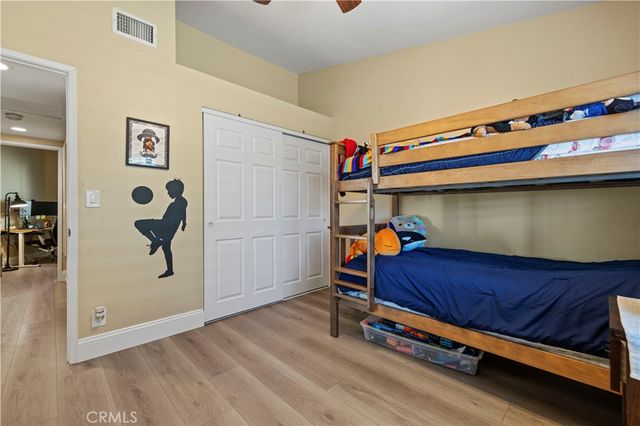 22914 Banyan Place 202, Saugus, CA 91390