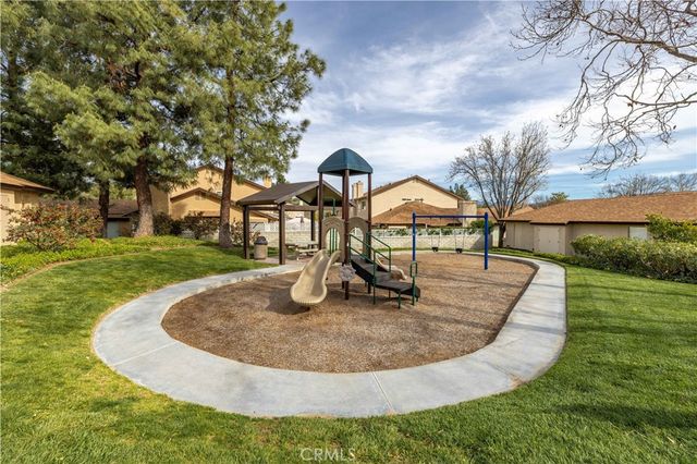 22914 Banyan Place 202, Saugus, CA 91390