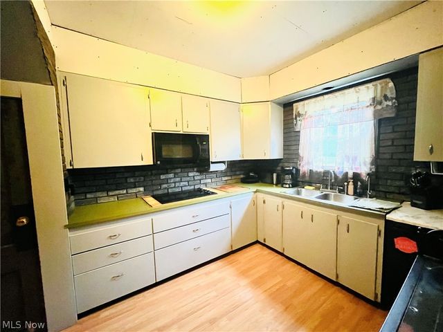 870 Parkway Boulevard, Alliance, OH 44601