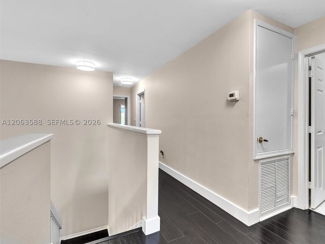 1385 NW 192nd Ter, Pembroke Pines, FL 33029