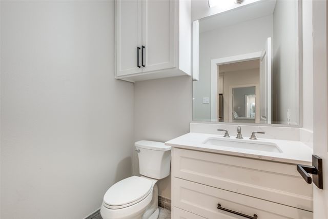 734 N Montclair Avenue, Dallas, TX 75208