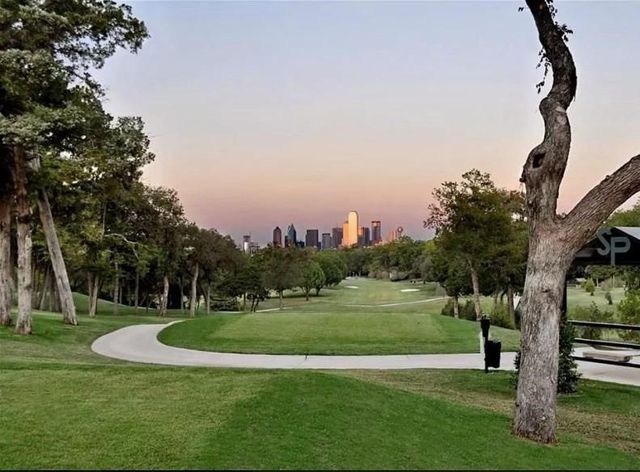 734 N Montclair Avenue, Dallas, TX 75208