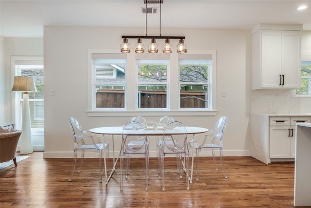 734 N Montclair Avenue, Dallas, TX 75208