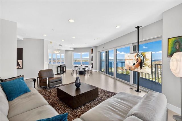 2 OCEANS WEST BOULEVARD 2006, Daytona Beach, FL 32118