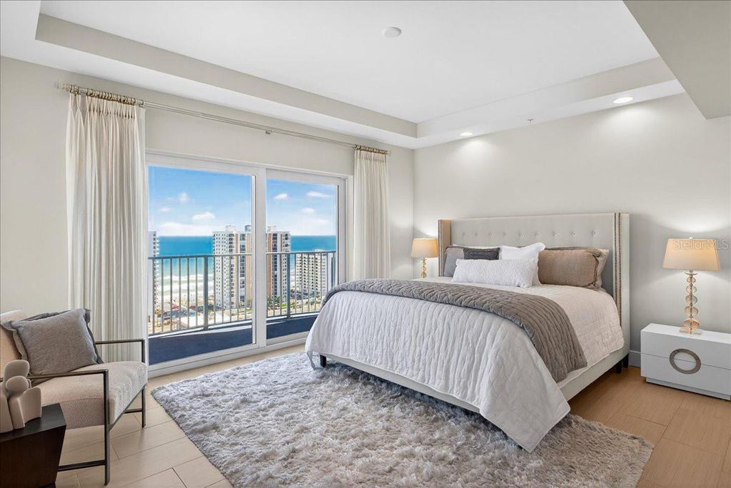 Image 23 of property listing at 2 OCEANS WEST BOULEVARD 2006, Daytona Beach, FL 32118