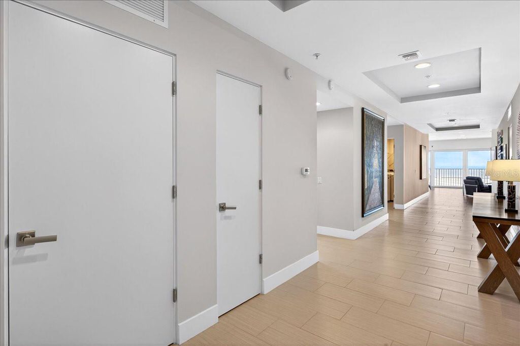 Image 41 of property listing at 2 OCEANS WEST BOULEVARD 2006, Daytona Beach, FL 32118