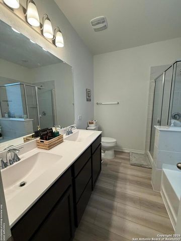 239 W Granite Shores, Boerne, TX 78006