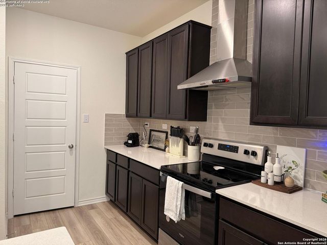 239 W Granite Shores, Boerne, TX 78006