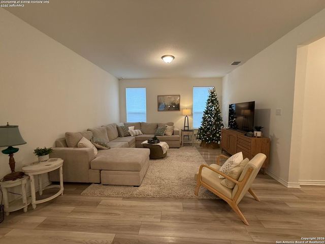 239 W Granite Shores, Boerne, TX 78006